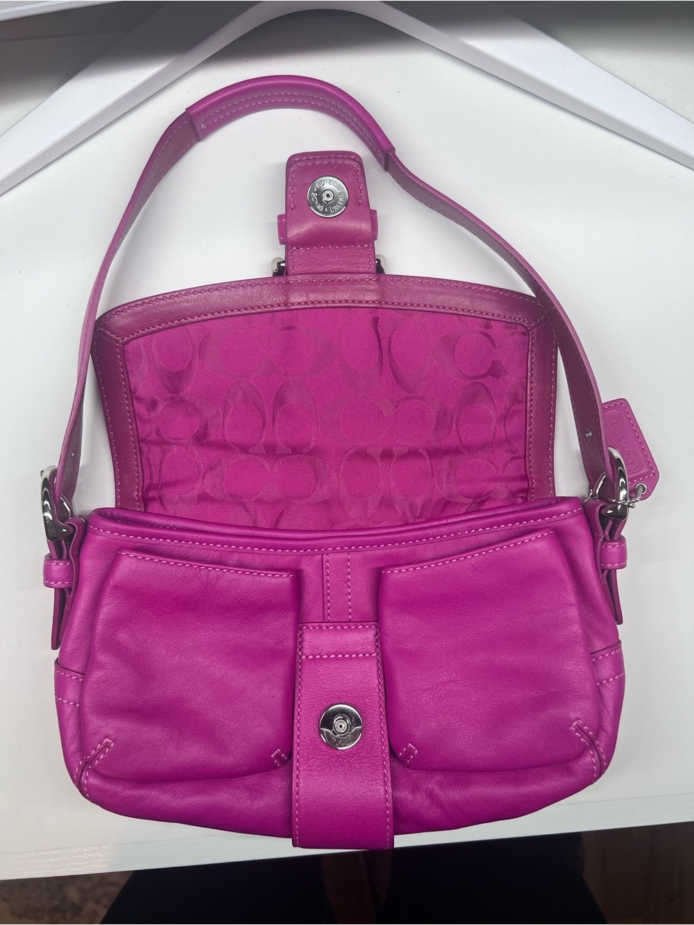 Coach Soho 2004 Hot Pink - Picture 2 of 11